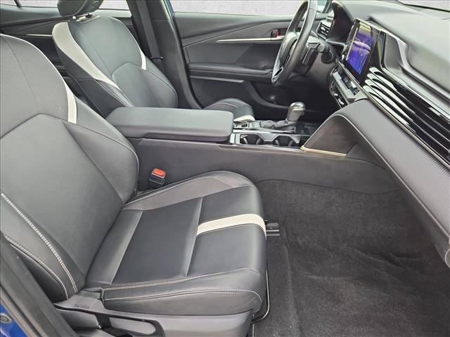 Used 2025 Toyota Camry SE FWD image 20