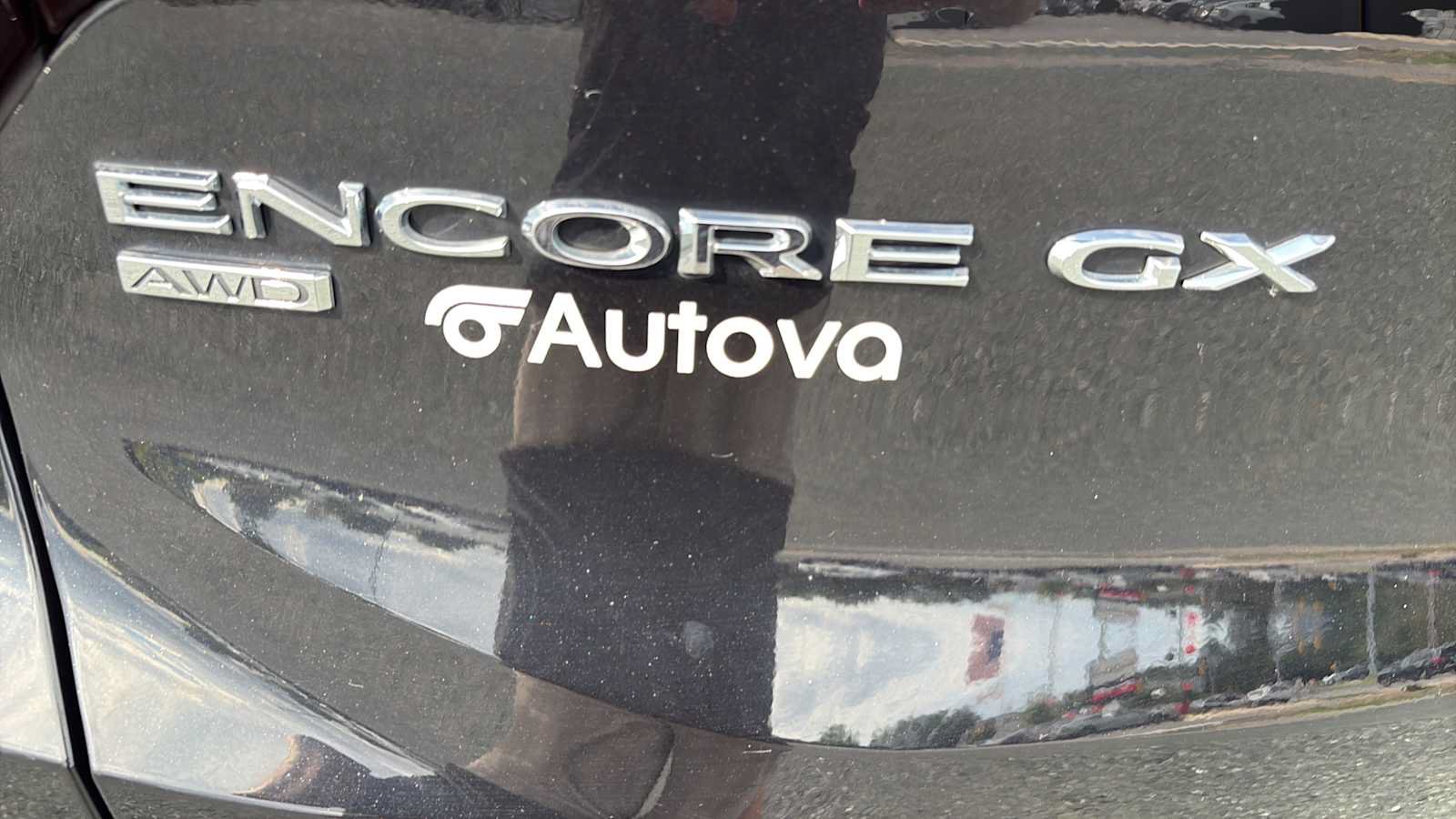 Used 2023 Buick Encore GX Select AWD/4WD image 30