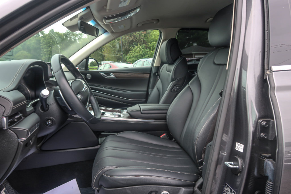Used 2023 Genesis GV80 2.5T AWD/4WD image 25