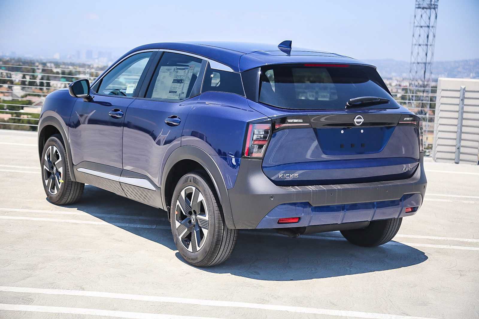 New 2025 Nissan Kicks SV AWD/4WD image 8
