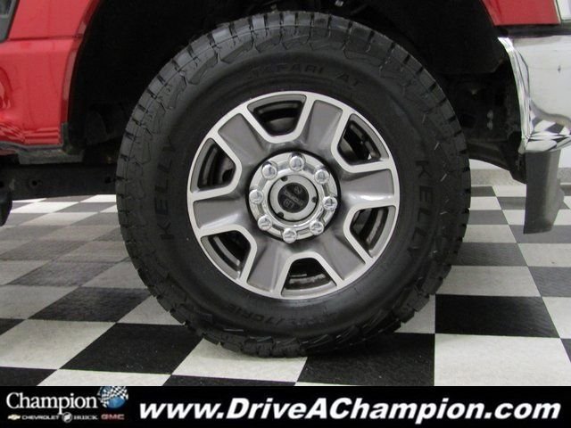 Used 2024 Ford F250 Lariat image 3