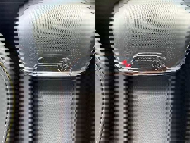 Used 2022 Chevrolet Corvette Stingray Premium Conv w/ Z51 Performance Package image 24