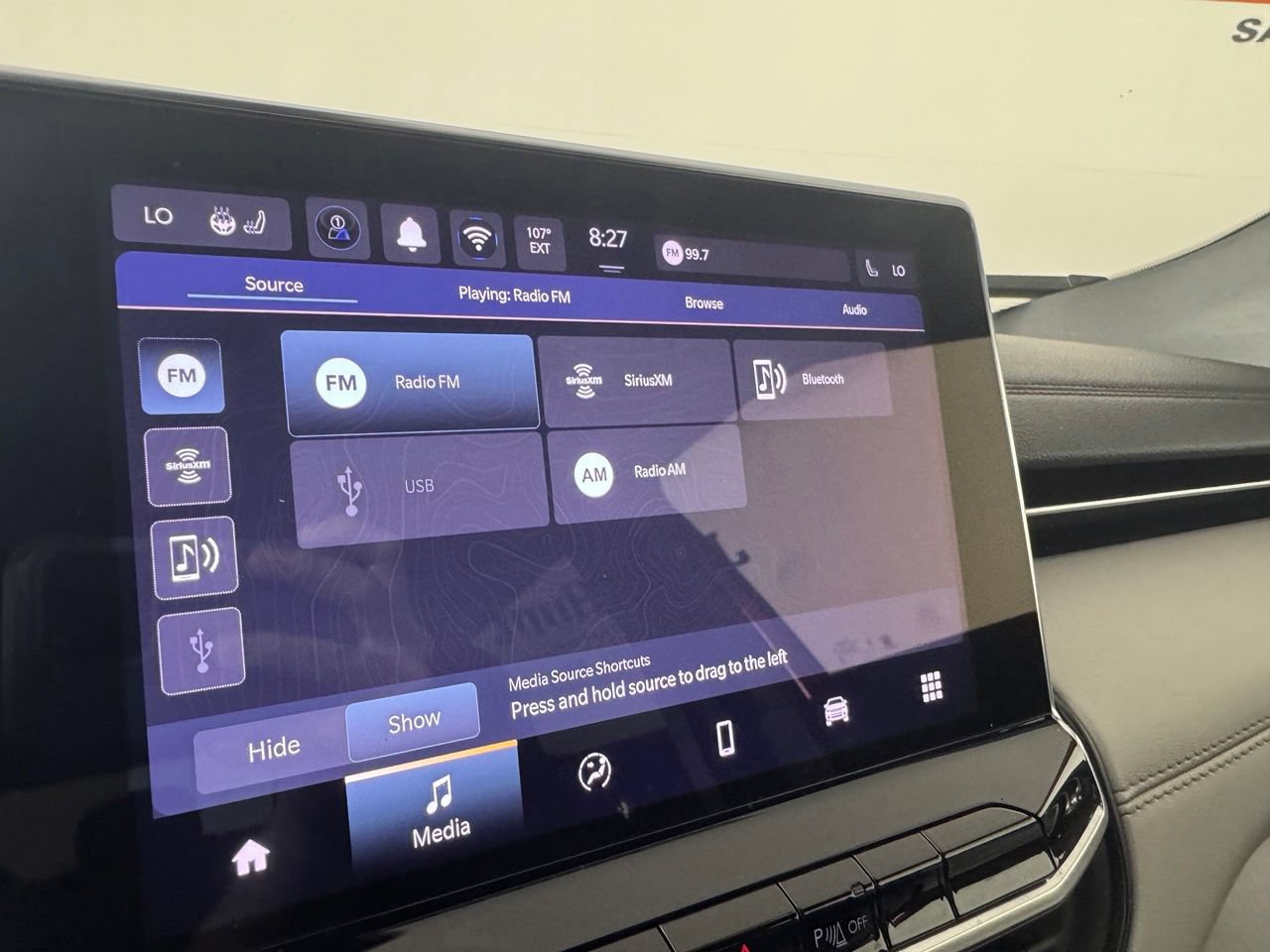 Used 2025 Jeep Compass Limited AWD/4WD image 18