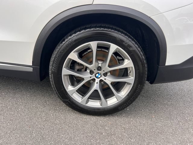 Used 2020 BMW X5 xDrive40i w/ Premium Package AWD/4WD image 35