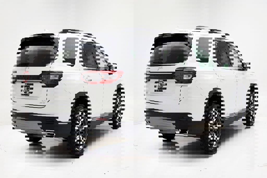 Used 2024 Honda Pilot Elite image 9