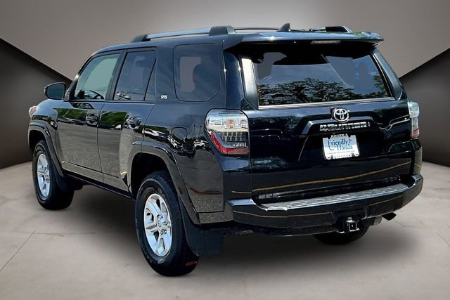 Used 2023 Toyota 4Runner SR5 AWD/4WD image 4