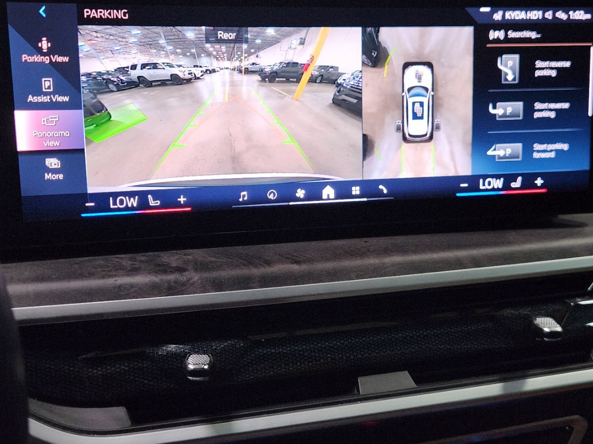 Used 2024 BMW X5 sDrive40i w/ Parking Assistance Package RWD image 34