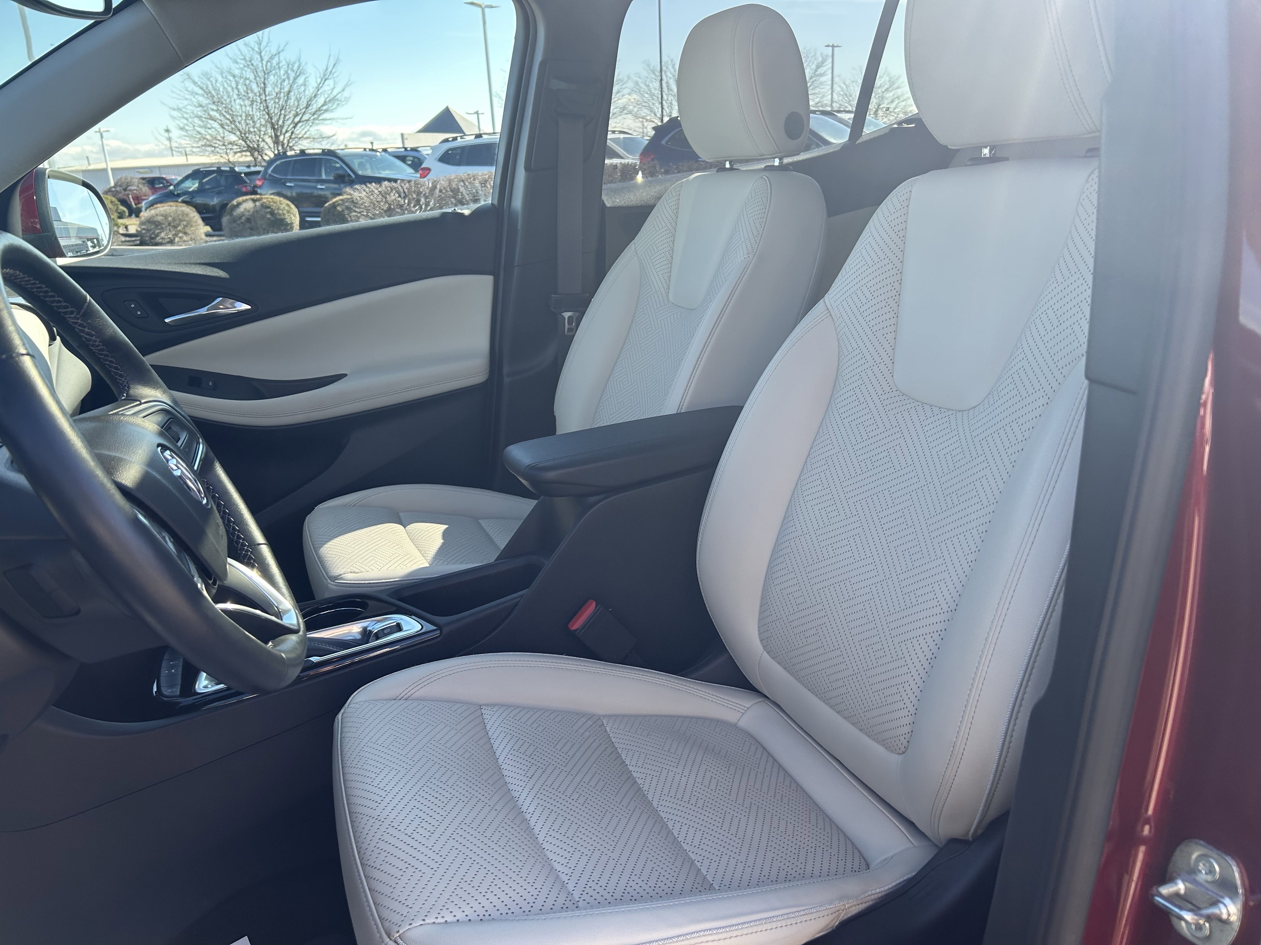 Used 2022 Buick Encore GX Essence w/ Experience Buick Package image 19