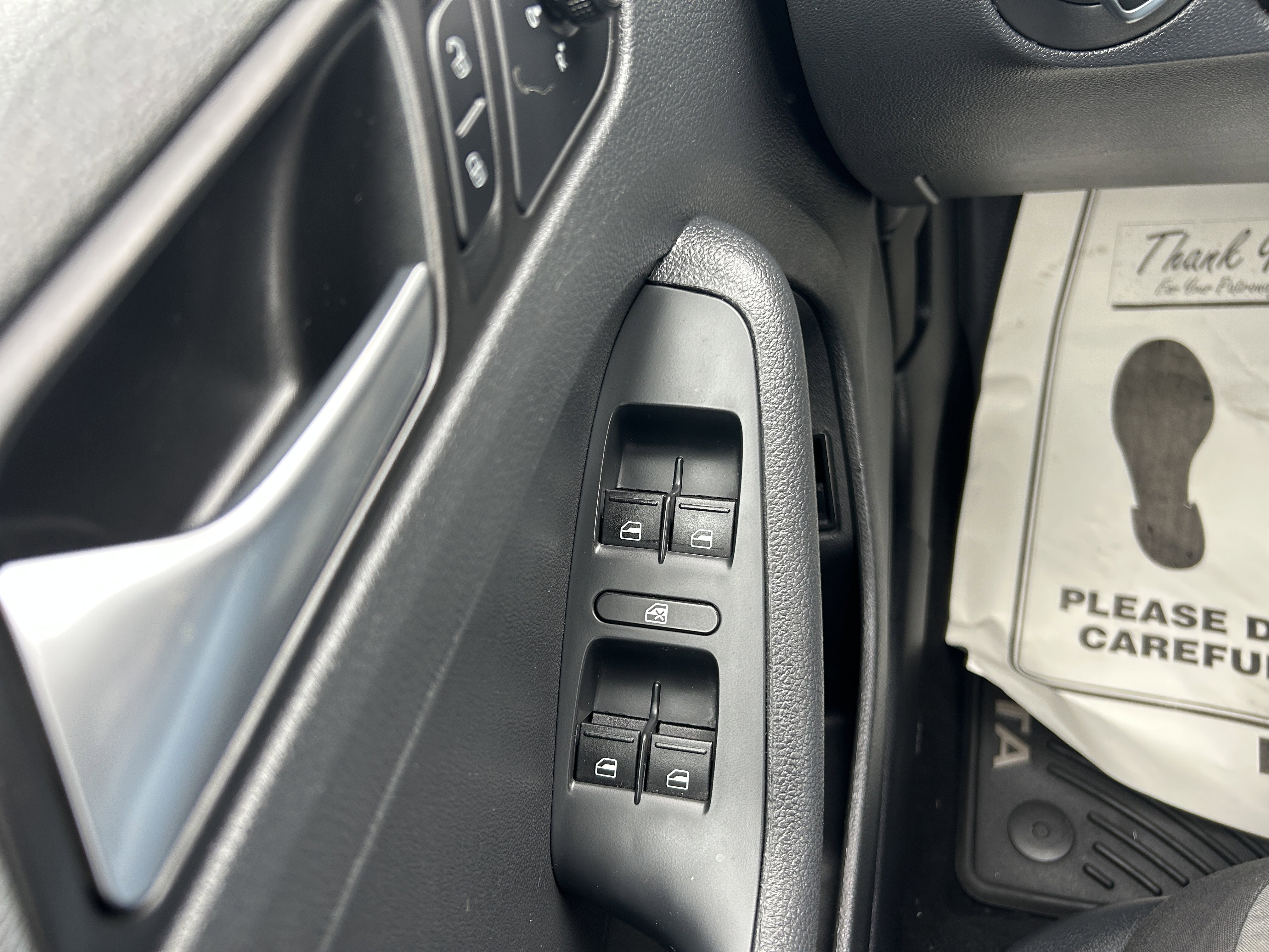 Used 2017 Volkswagen Jetta S image 16