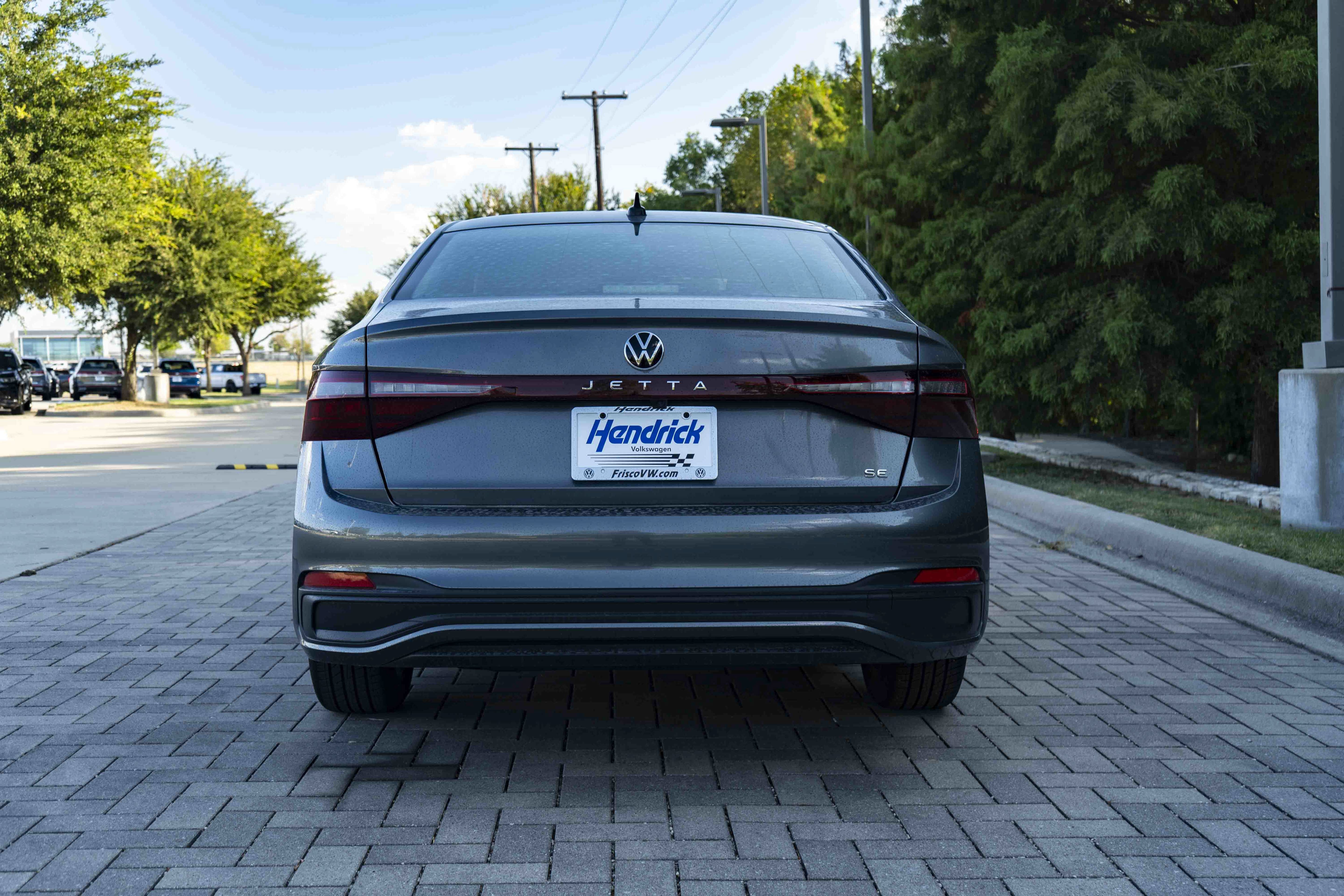 Certified 2025 Volkswagen Jetta SE w/ Sunroof Package FWD image 7
