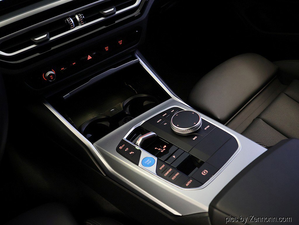 Certified 2023 BMW i4 eDrive35 w/ Premium Package image 24