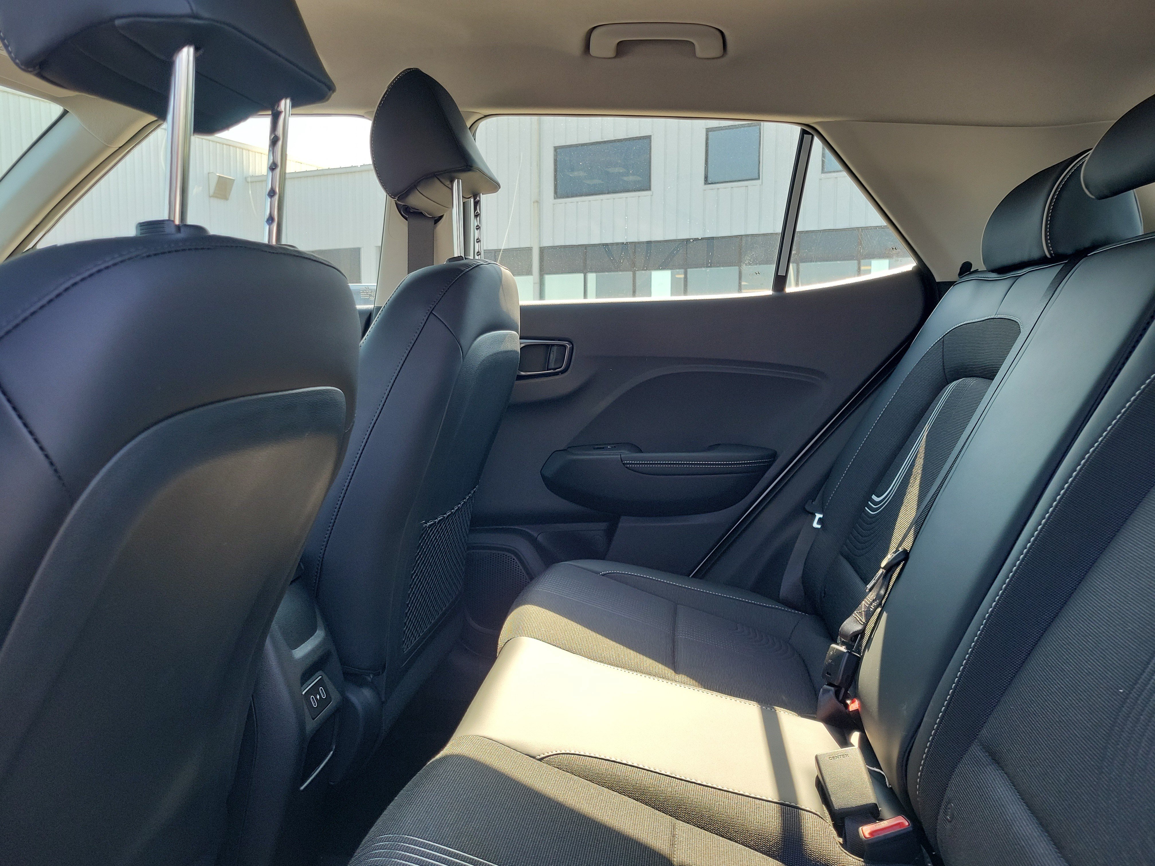 New 2026 Hyundai Venue SEL FWD image 15