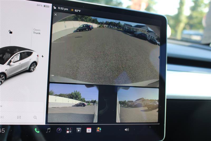 Used 2022 Tesla Model Y Long Range AWD/4WD image 19