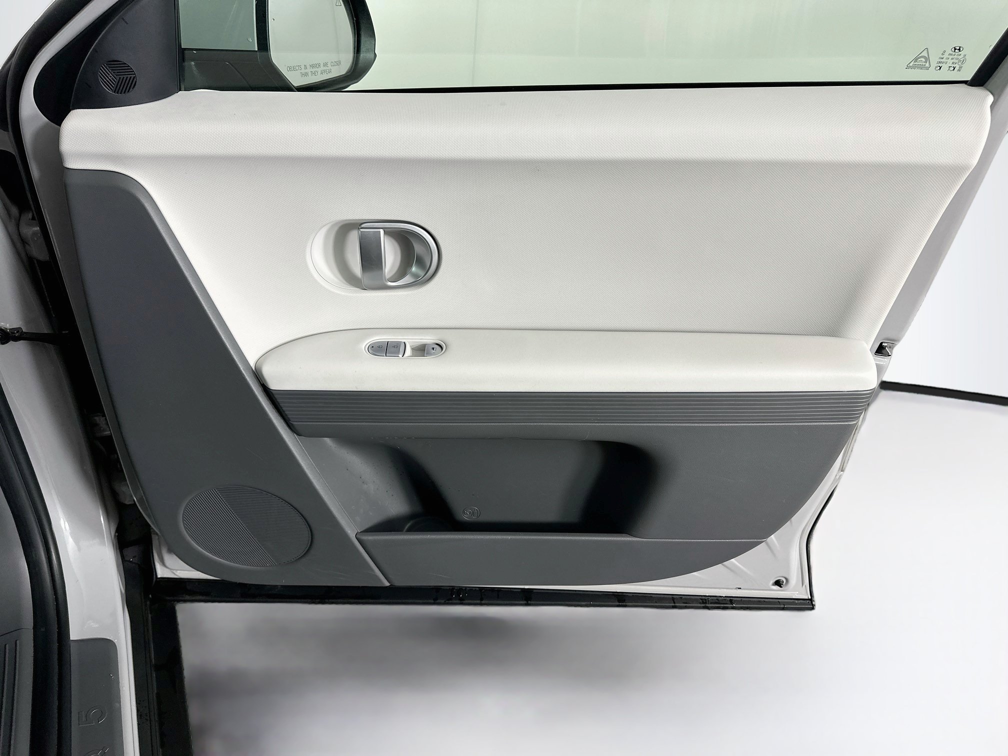 Used 2023 Hyundai Ioniq 5 SE RWD image 31