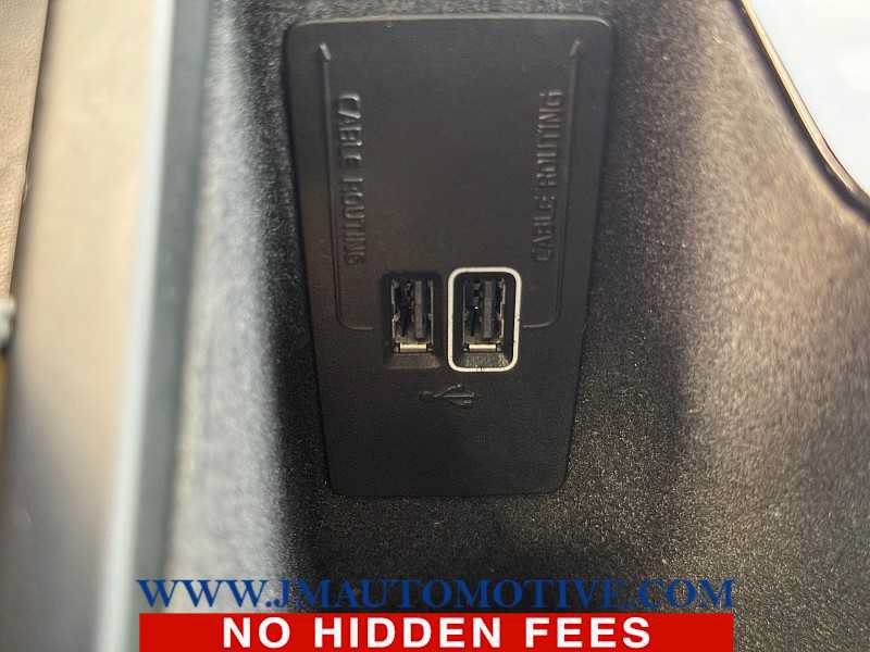 Used 2020 Volvo S60 T6 Momentum w/ Premium Package AWD/4WD image 36