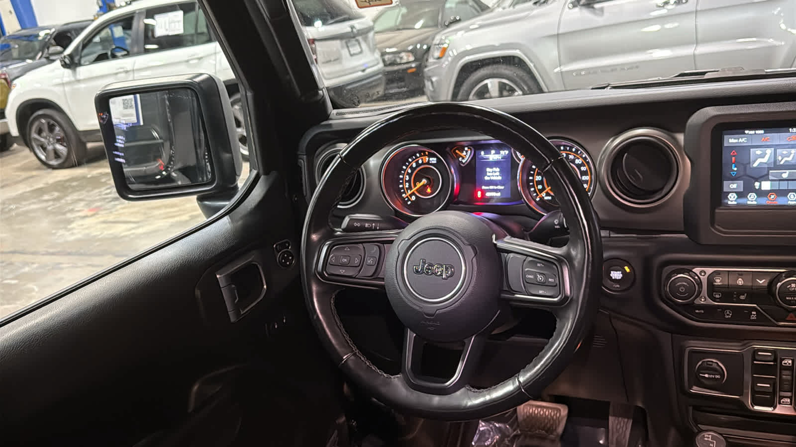 Used 2022 Jeep Gladiator Overland AWD/4WD image 26