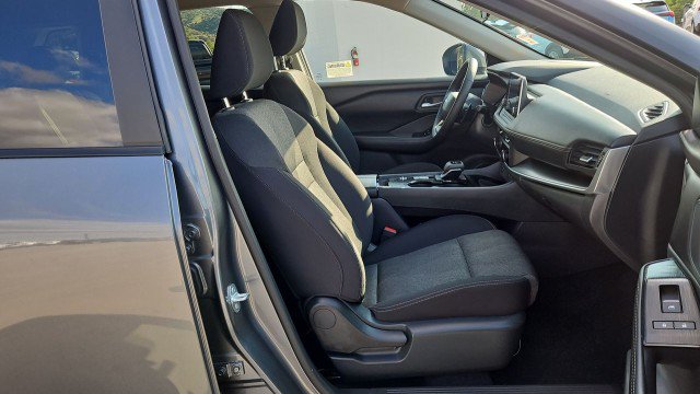 Used 2026 Nissan Rogue SV FWD image 27
