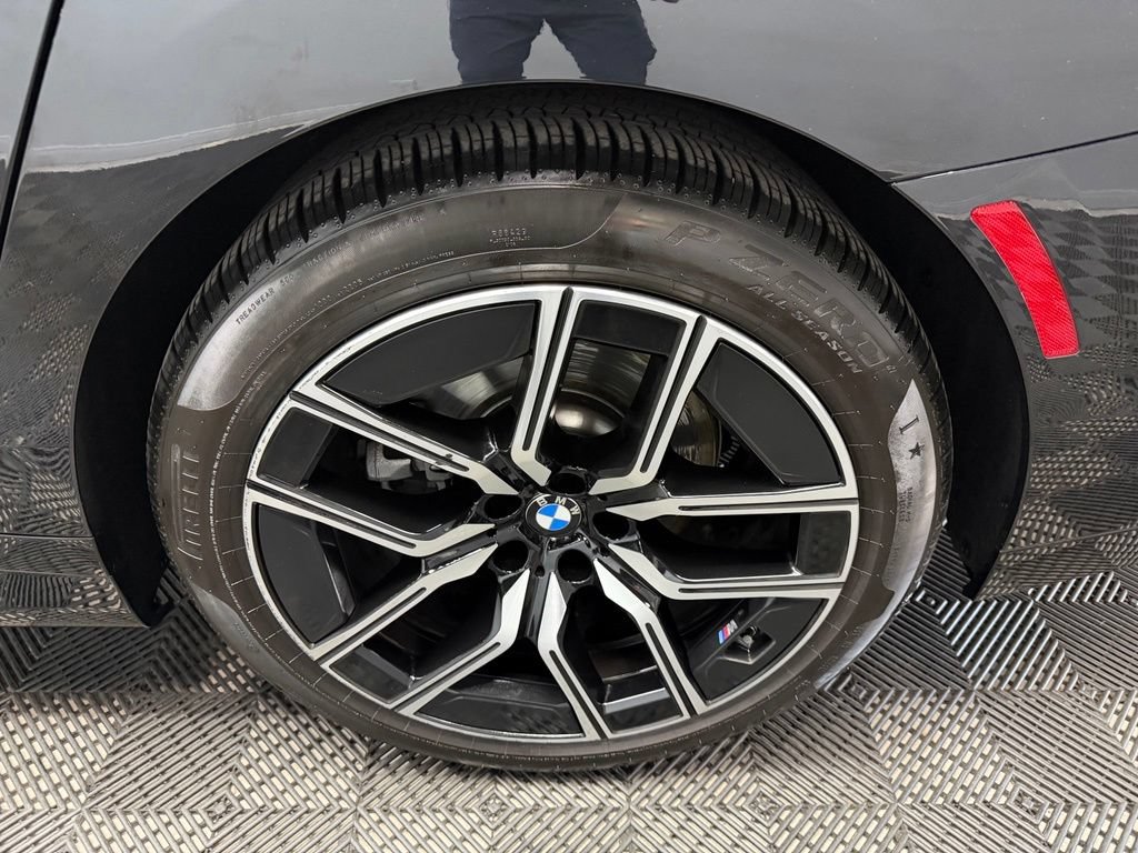 Used 2026 BMW 740i xDrive AWD/4WD image 20