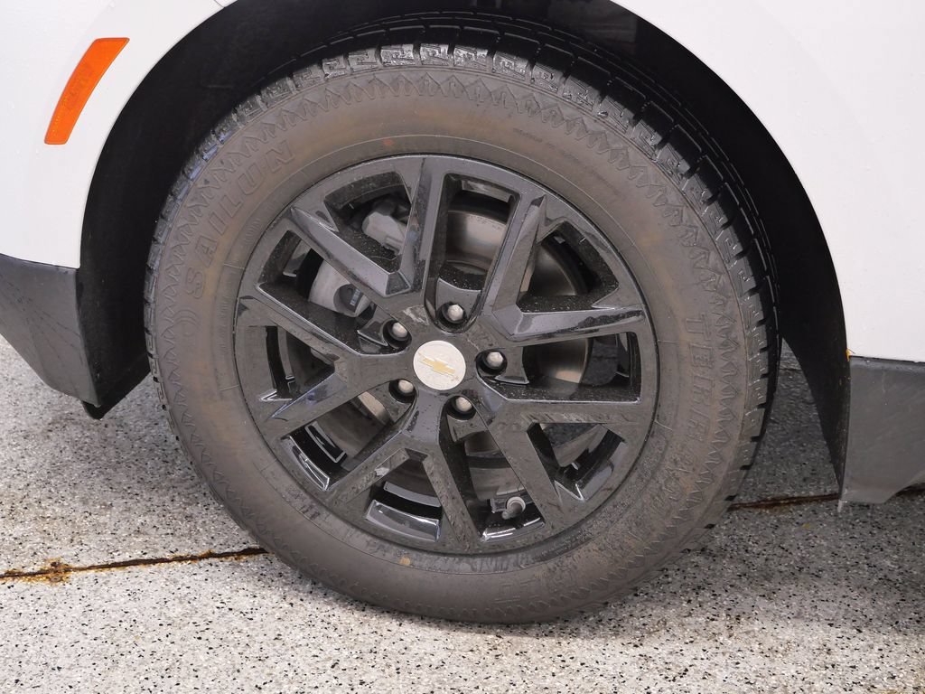 Used 2023 Chevrolet Equinox LT FWD image 12