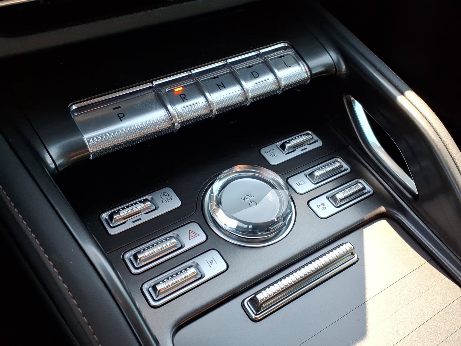 New 2026 Lincoln Nautilus Reserve w/ Jet Appearance Package AWD/4WD image 19