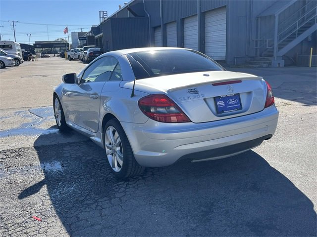 Used 2011 Mercedes-Benz SLK 300 image 5