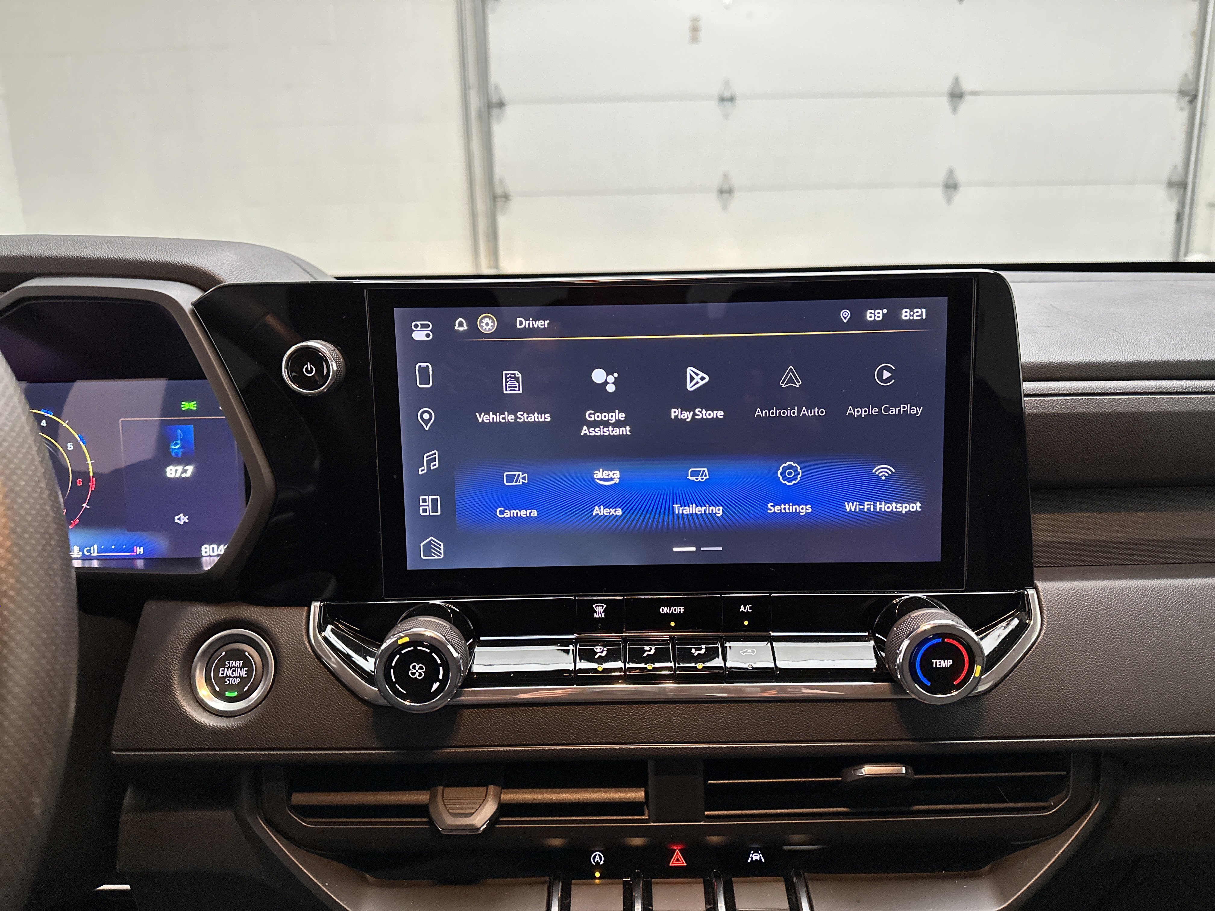 Used 2024 Chevrolet Colorado W/T image 26