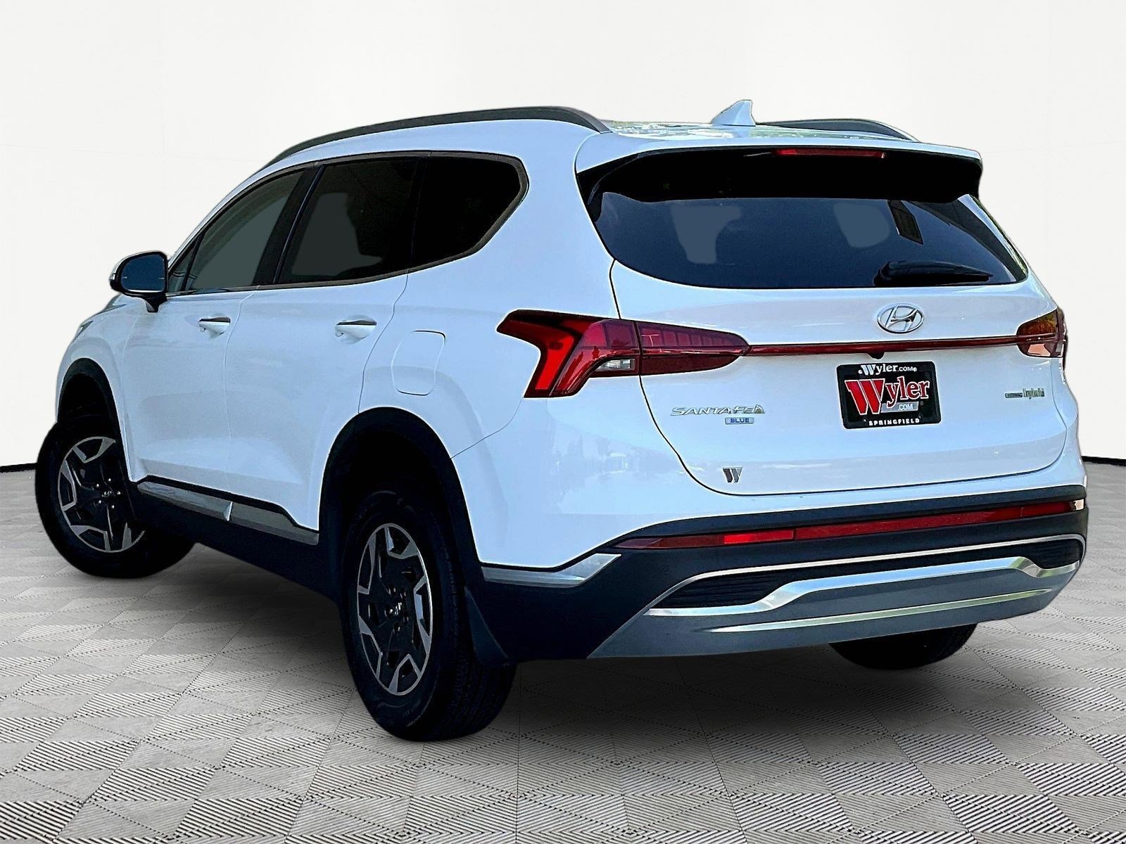 Used 2022 Hyundai Santa Fe Blue AWD/4WD image 4