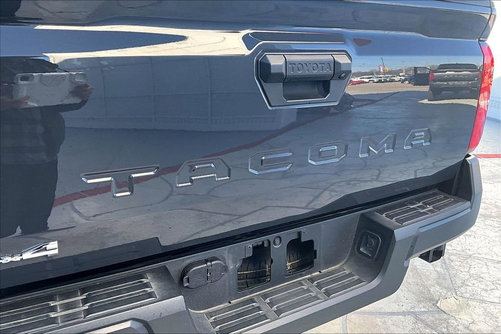 Certified 2025 Toyota Tacoma SR image 20