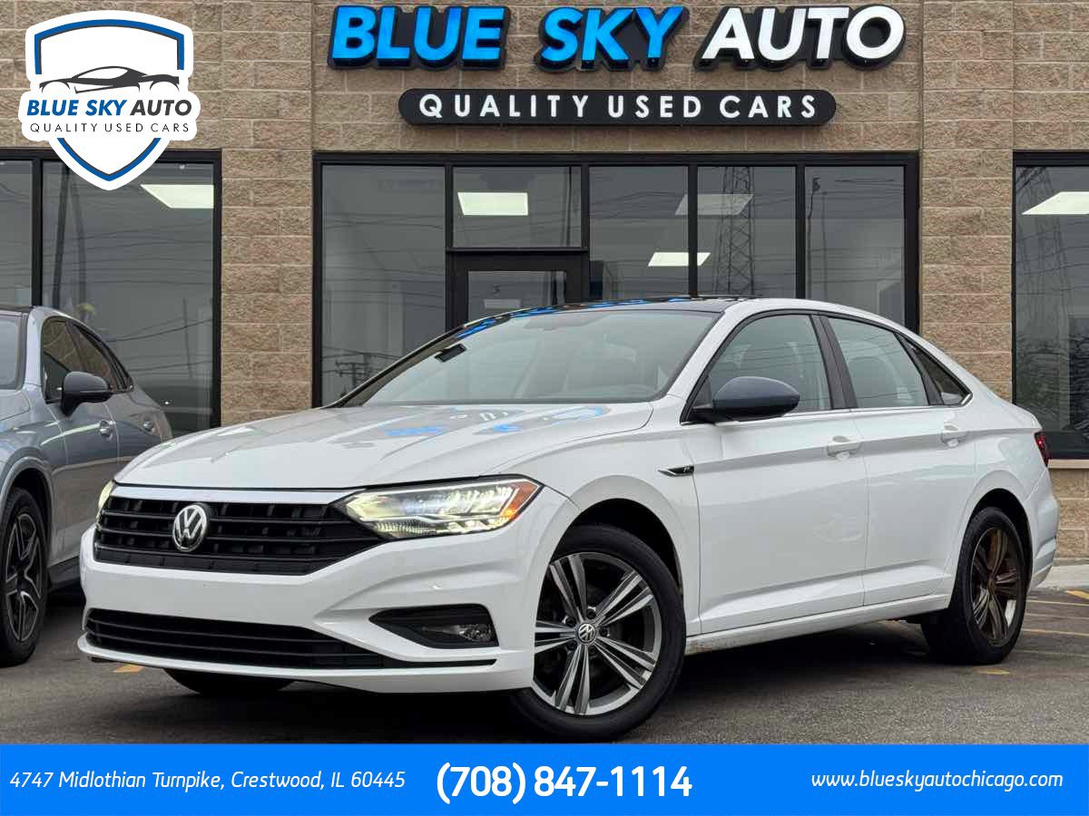 Used 2019 Volkswagen Jetta R-Line w/ R-Line Cold Weather Package FWD image 1