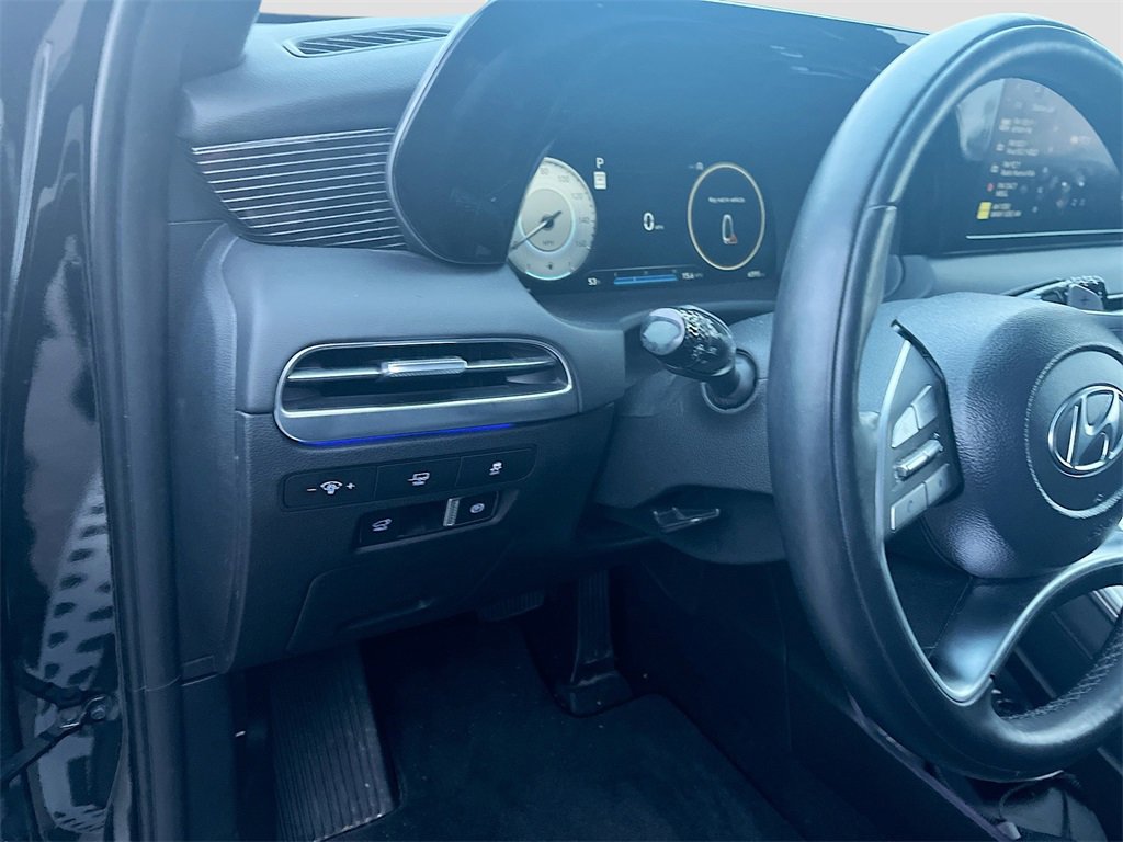 Used 2024 Hyundai Palisade Calligraphy image 10