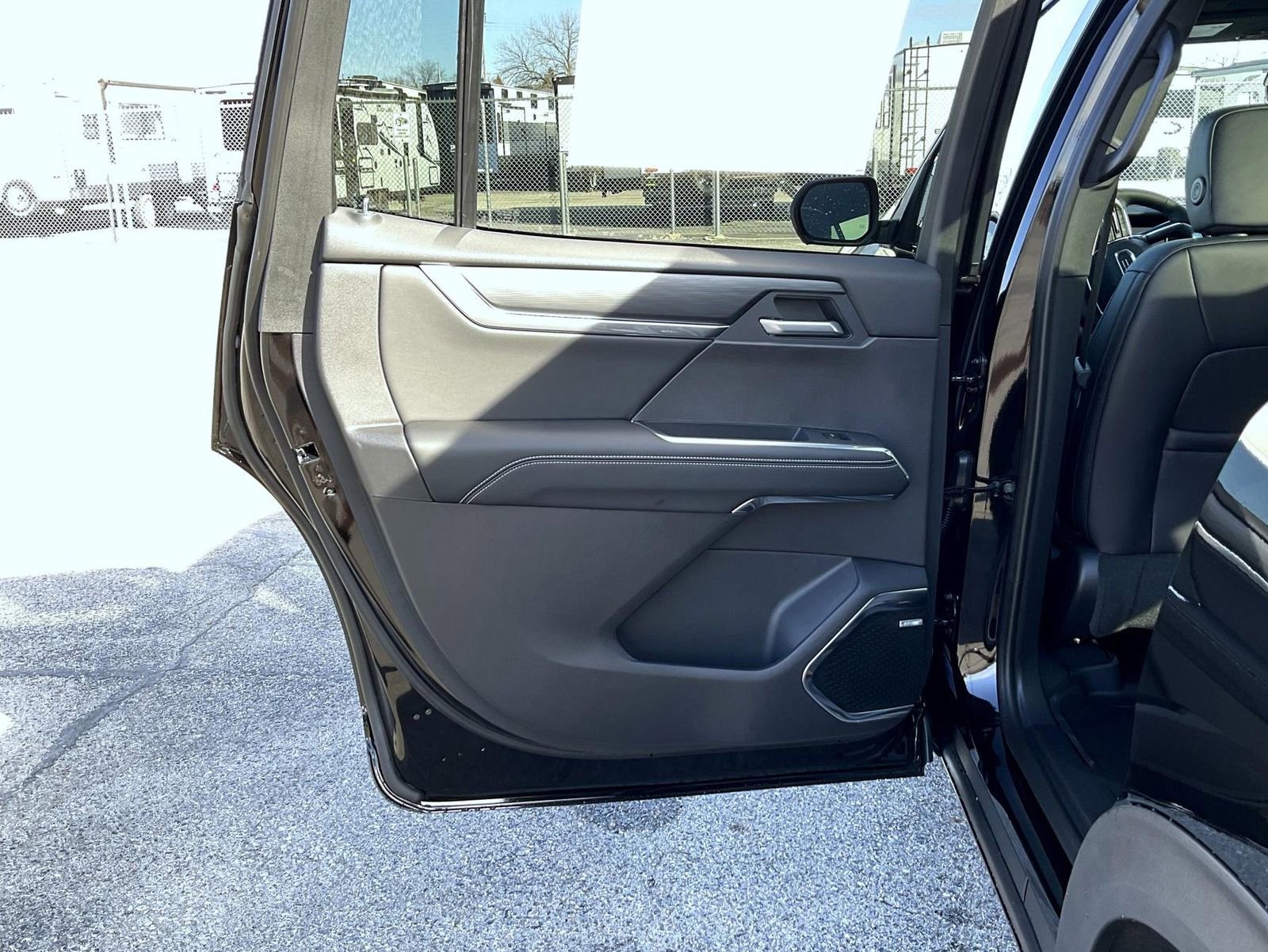 New 2026 GMC Acadia Elevation w/ Black Edition image 21