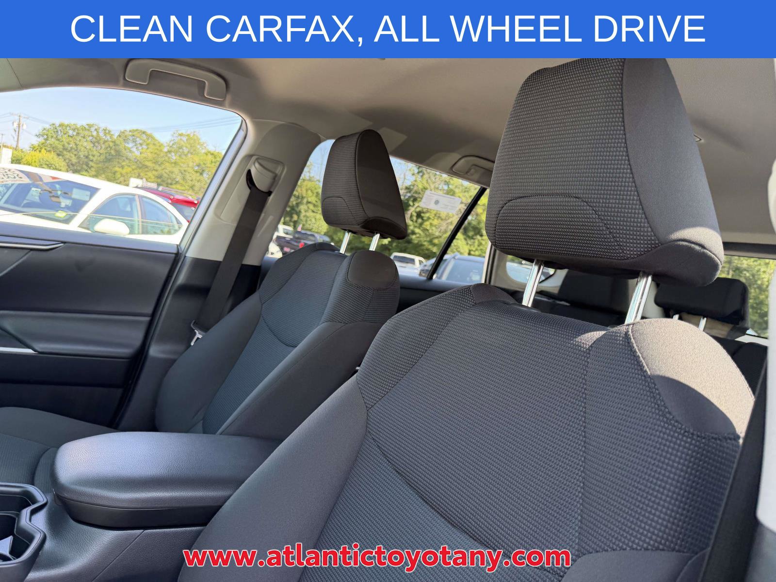 Used 2019 Toyota RAV4 LE w/ All Weather Liner Package AWD/4WD image 14
