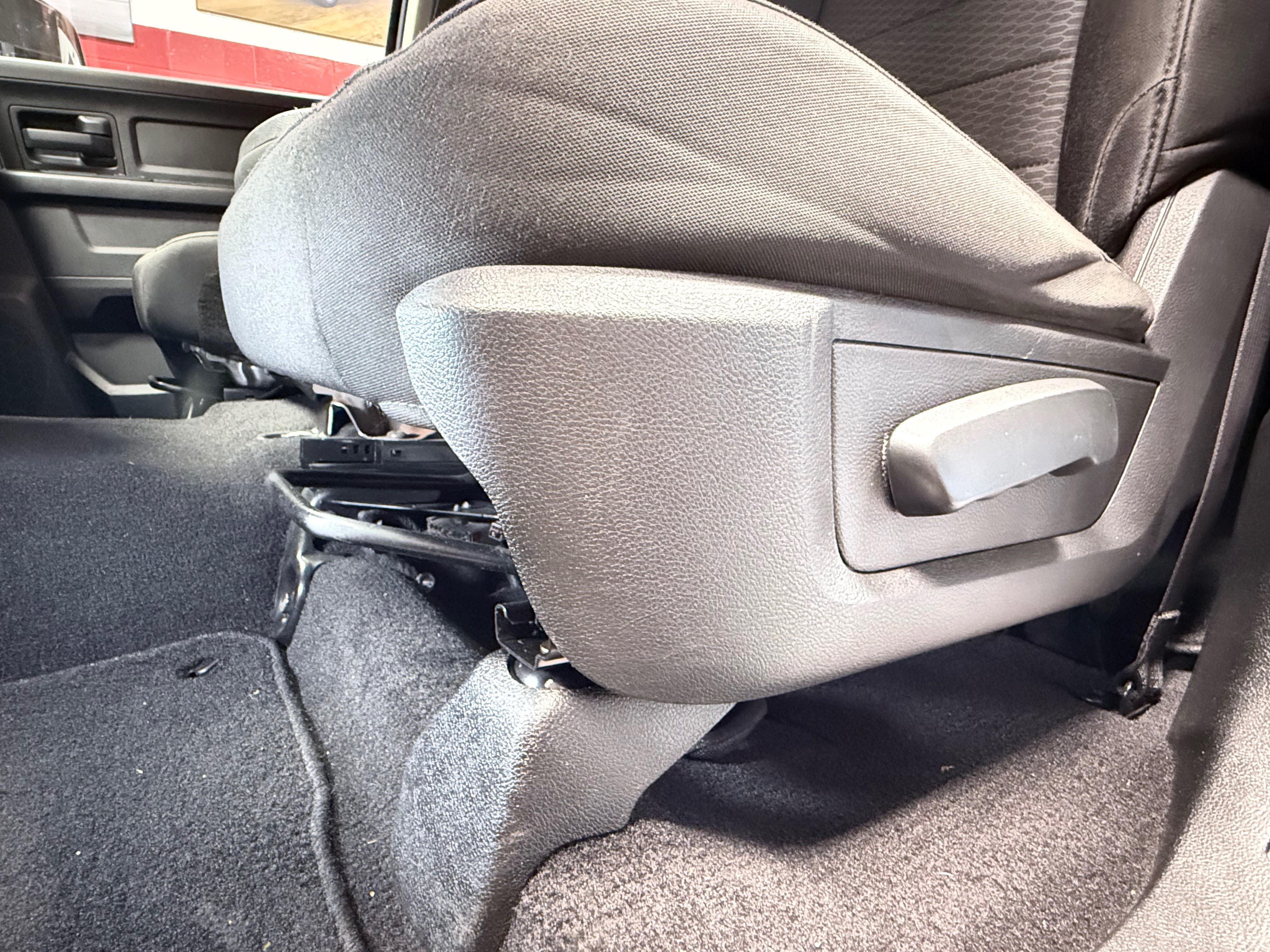 Used 2019 RAM 1500 Express w/ Express Value Package AWD/4WD image 16