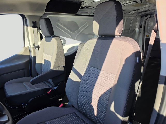Used 2024 Ford E-Transit Low Roof RWD image 21