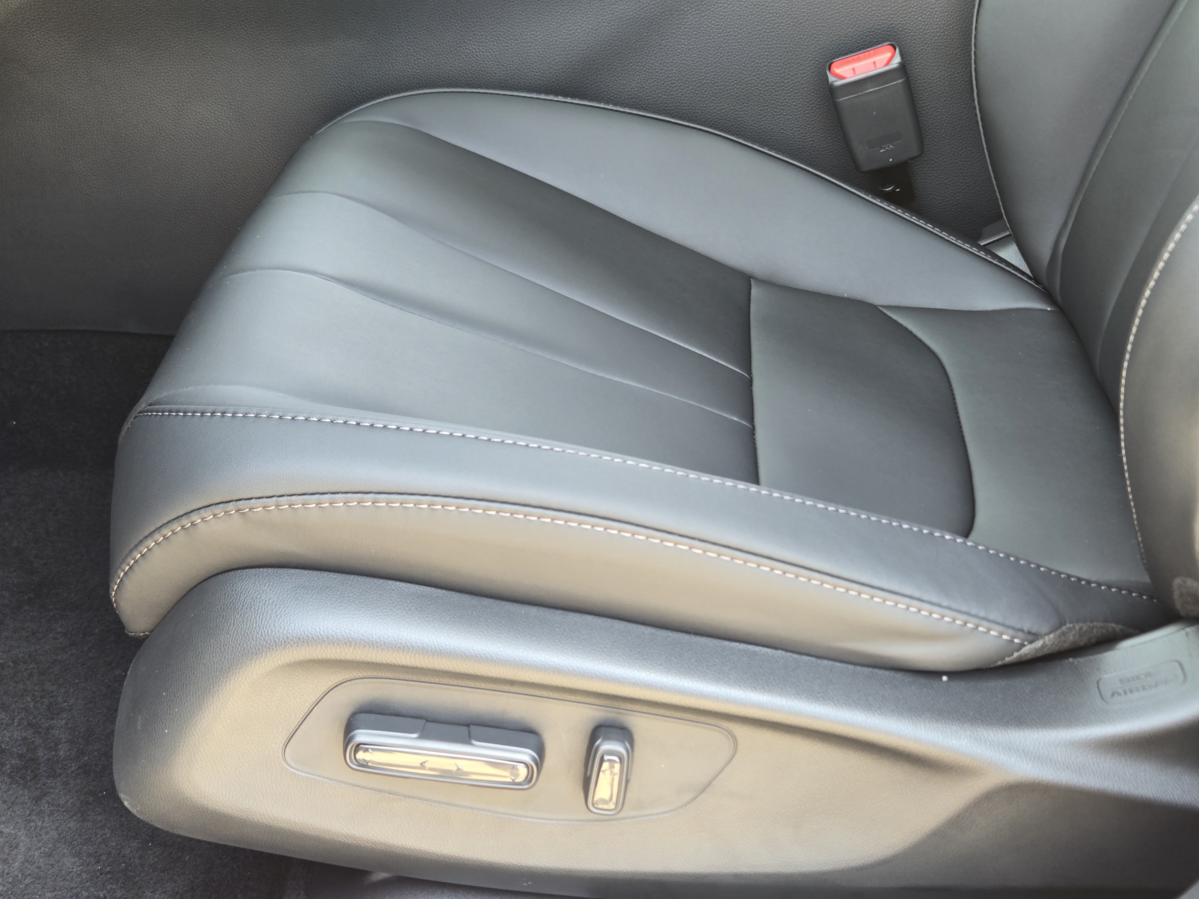 New 2026 Acura ADX FWD image 17