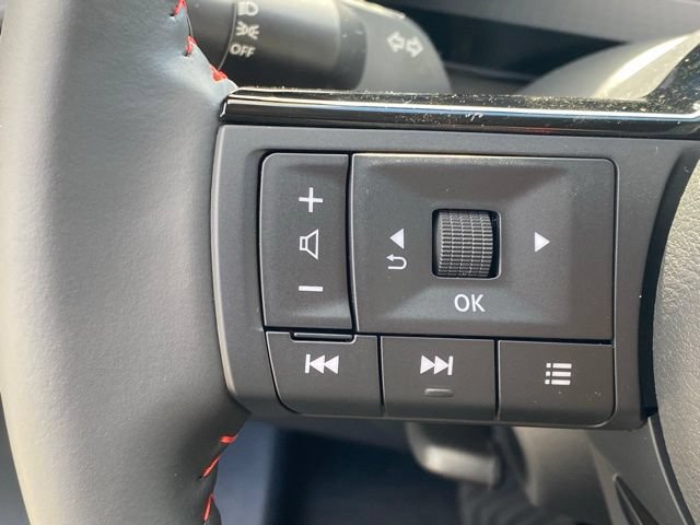 New 2026 Nissan Kicks SR w/ Cold Weather Package AWD/4WD image 16
