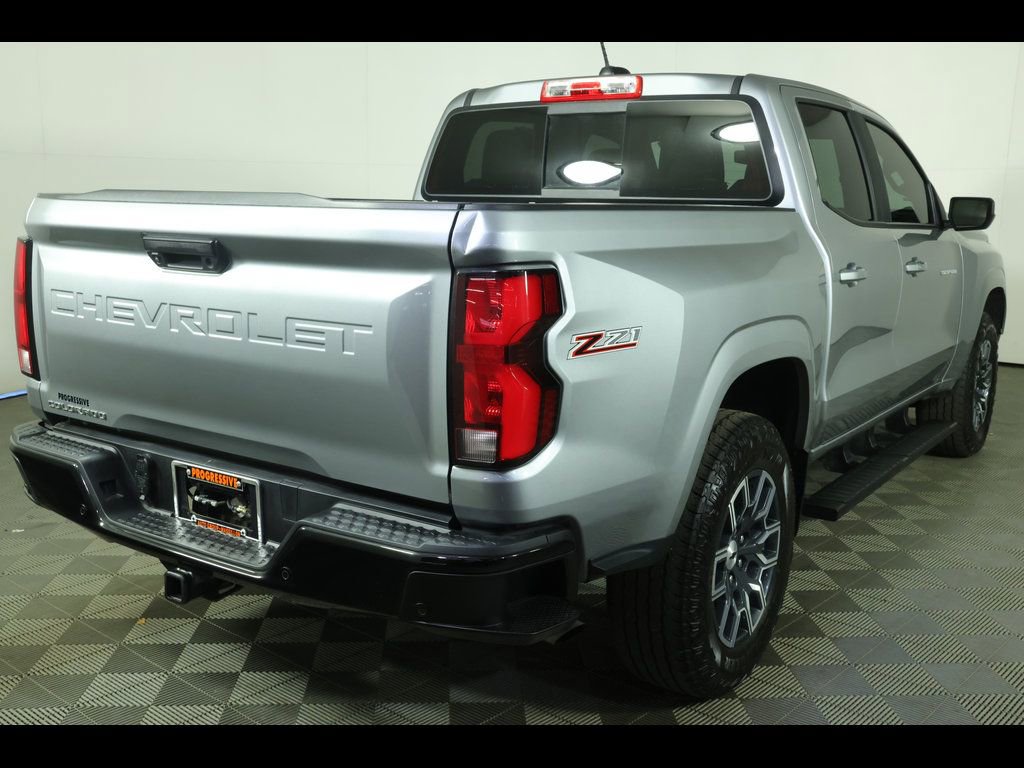Used 2024 Chevrolet Colorado Z71 w/ Z71 Convenience Package 2 AWD/4WD image 14