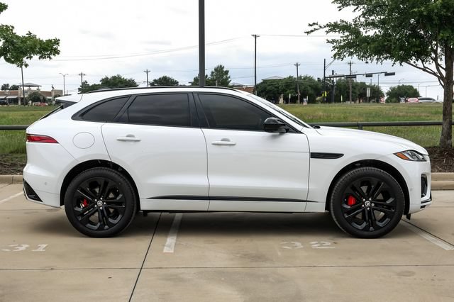Used 2025 Jaguar F-PACE R-Dynamic S AWD/4WD image 7