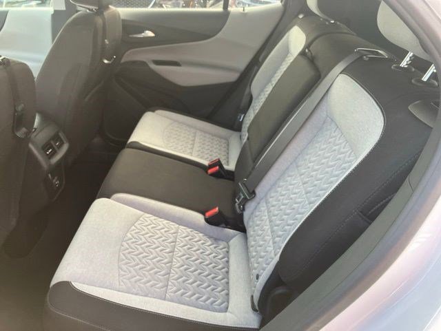 Used 2022 Chevrolet Equinox LS w/ LS Convenience Package FWD image 20