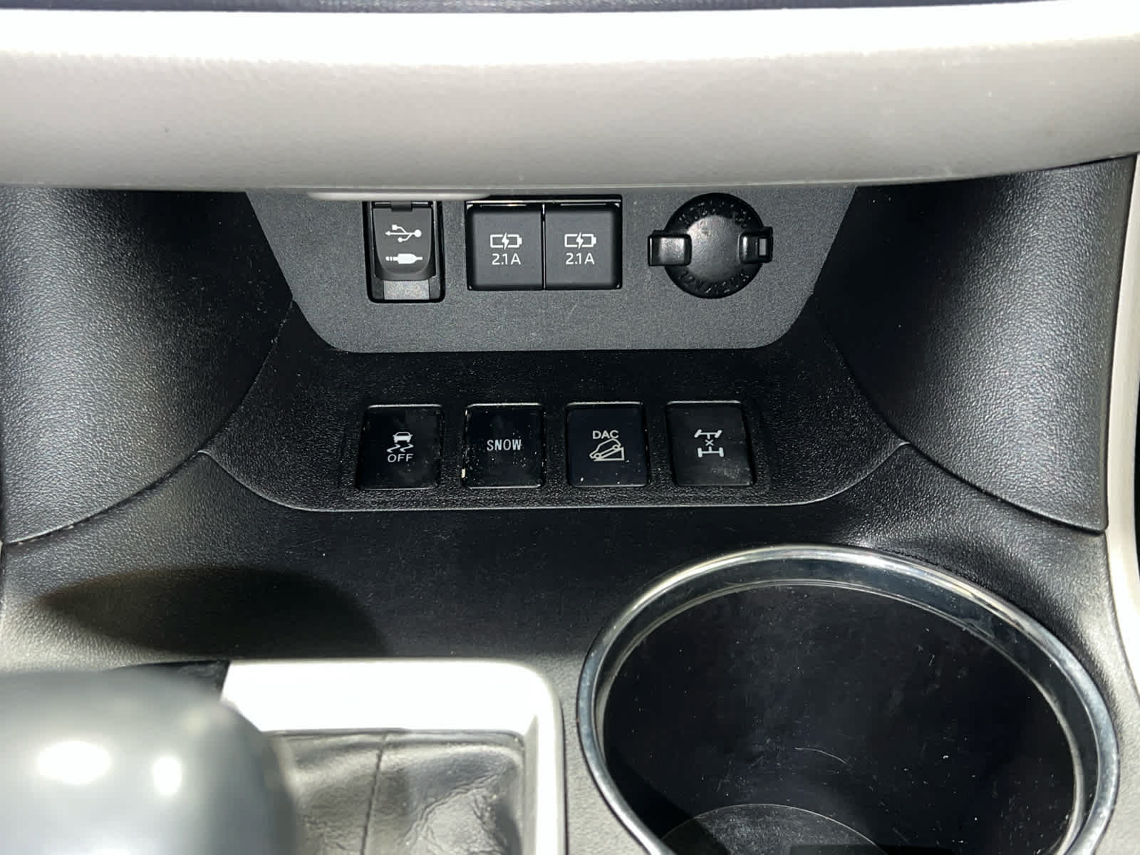 Used 2019 Toyota Highlander Limited Platinum w/ Carpet Mat Package (TMS) AWD/4WD image 32
