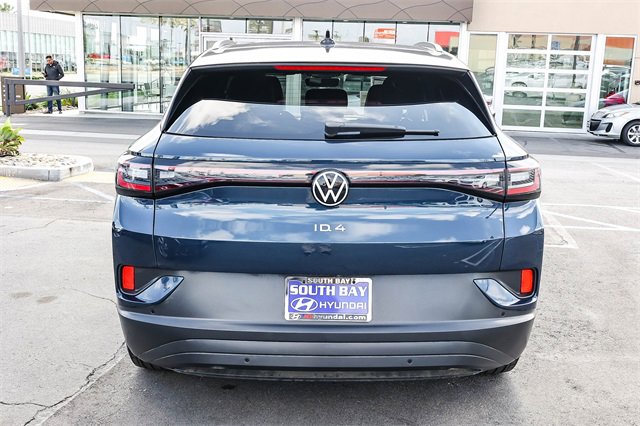 Used 2023 Volkswagen ID.4 Pro image 5