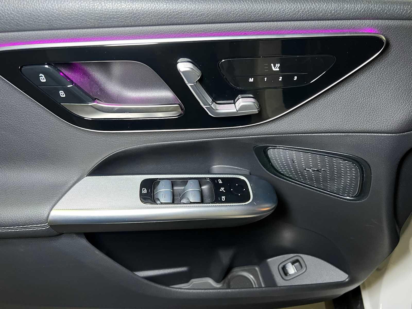 Certified 2025 Mercedes-Benz GLC 300 4MATIC image 22