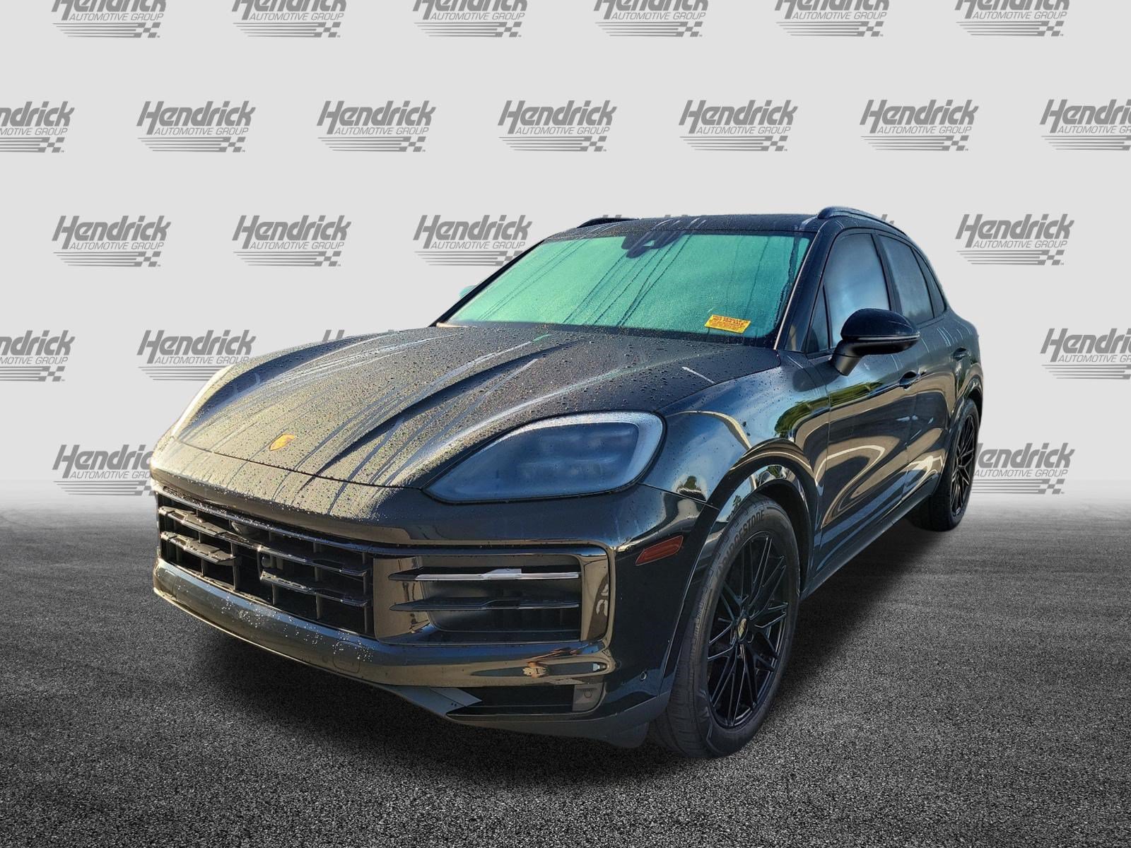 Used 2024 Porsche Cayenne S AWD/4WD image 4