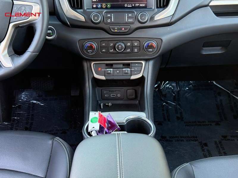 Used 2023 GMC Terrain Denali w/ Denali Premium Package AWD/4WD image 19
