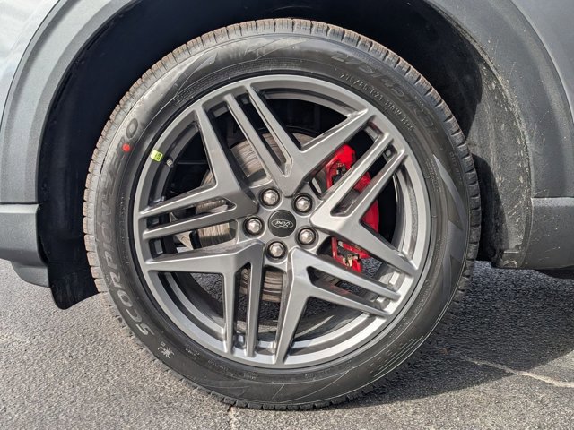 New 2026 Ford Explorer ST-Line w/ ST-Line Street Pack image 9