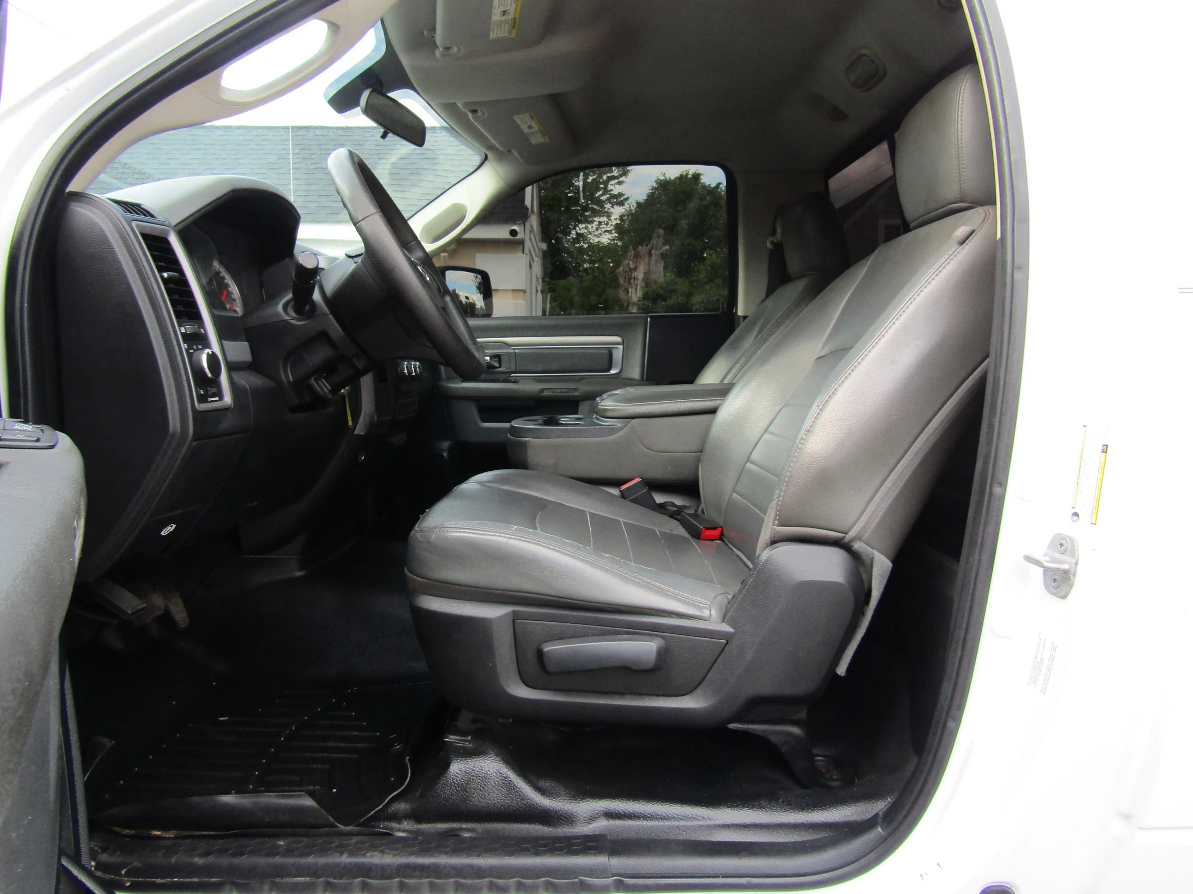 Used 2014 RAM 1500 Tradesman w/ Power & Remote Entry Group RWD image 16