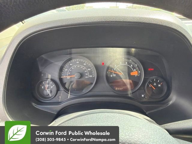 Used 2014 Jeep Compass Sport FWD image 16