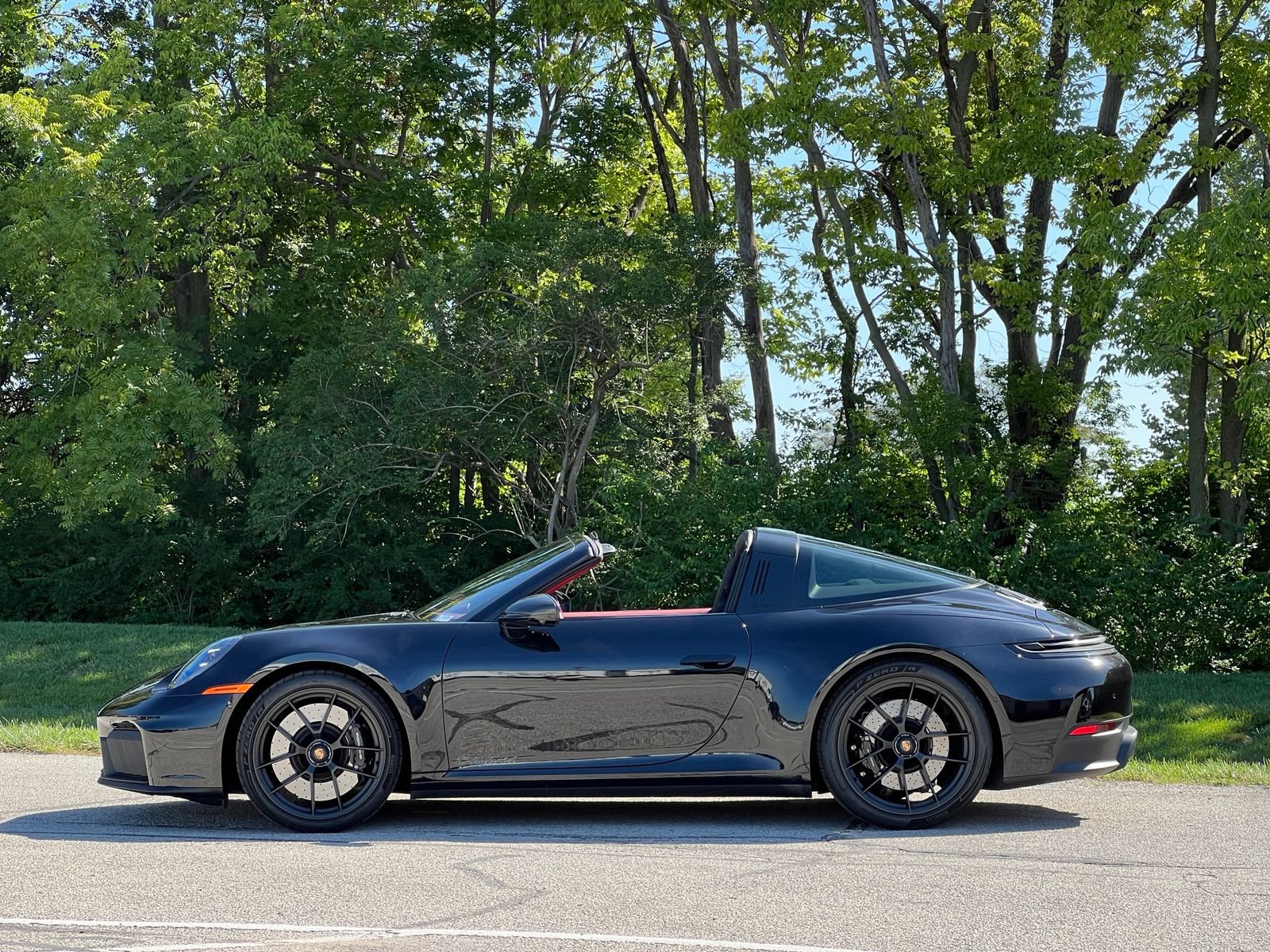 Certified 2026 Porsche 911 Targa 4 GTS AWD/4WD image 2