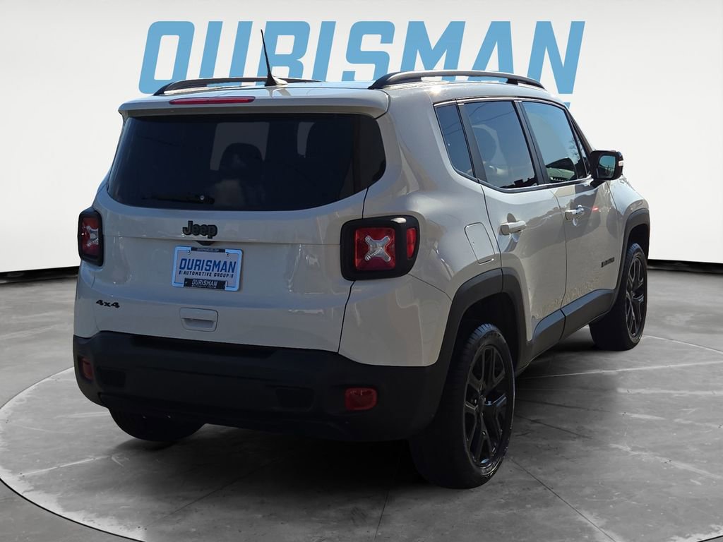 Used 2023 Jeep Renegade Altitude w/ Sun/Sound Group AWD/4WD image 6
