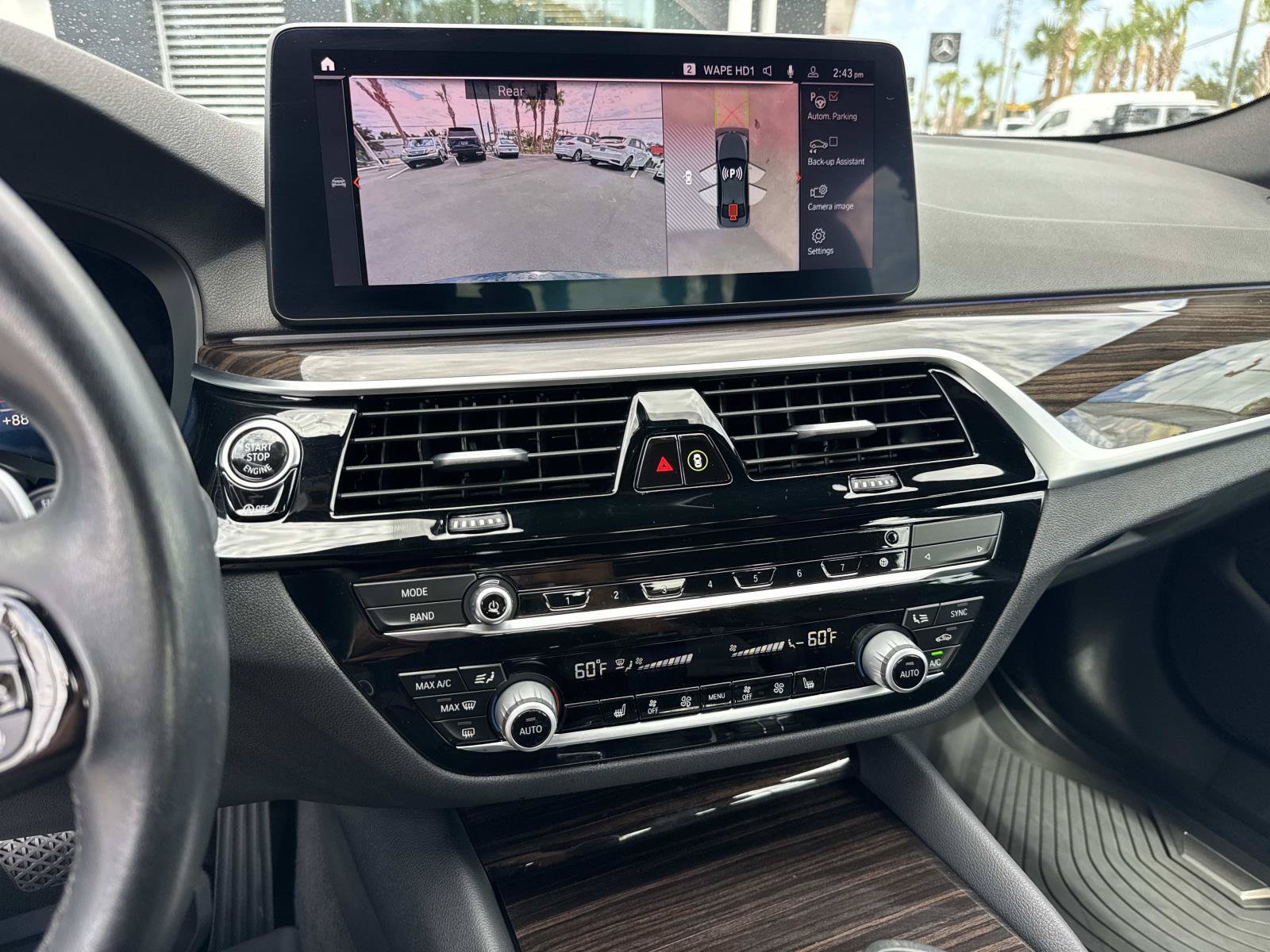 Used 2021 BMW 530i w/ Premium Package RWD image 24